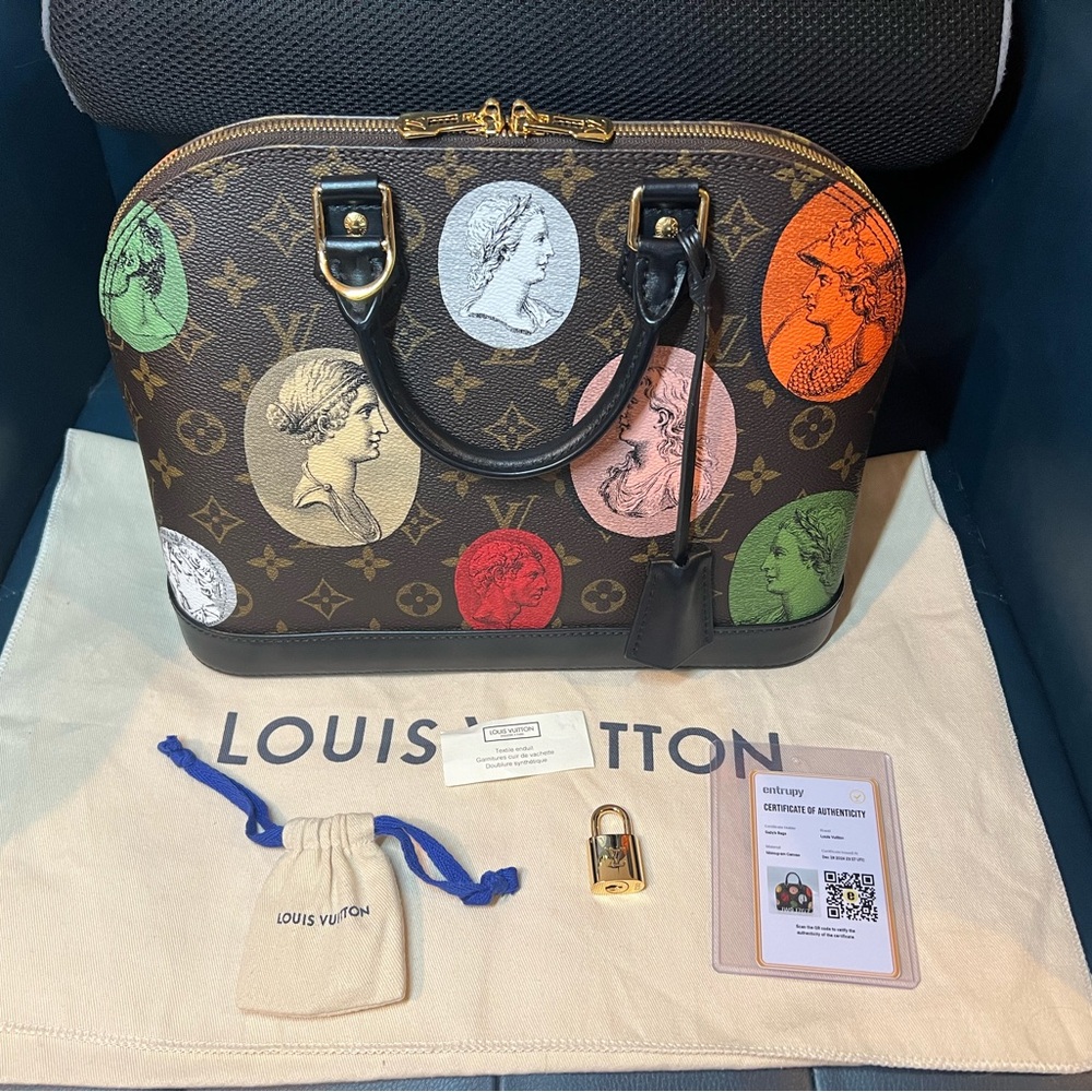 Like new LOUIS VUITTON X FORNASETTI Monogram Cameo Alma PM